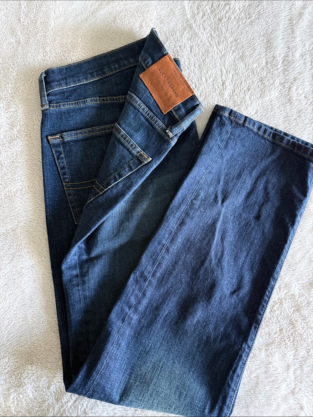 Lucky Brand Men’s Indigo Straight Jeans